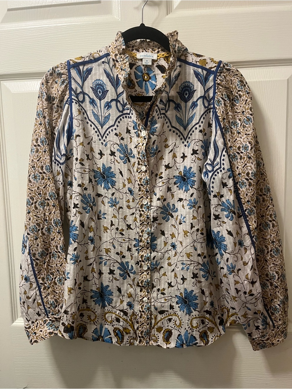 Sundance Boho Floral Button Front Blouse Women’s Size Medium Blue Ruffle Collar - Picture 2 of 9